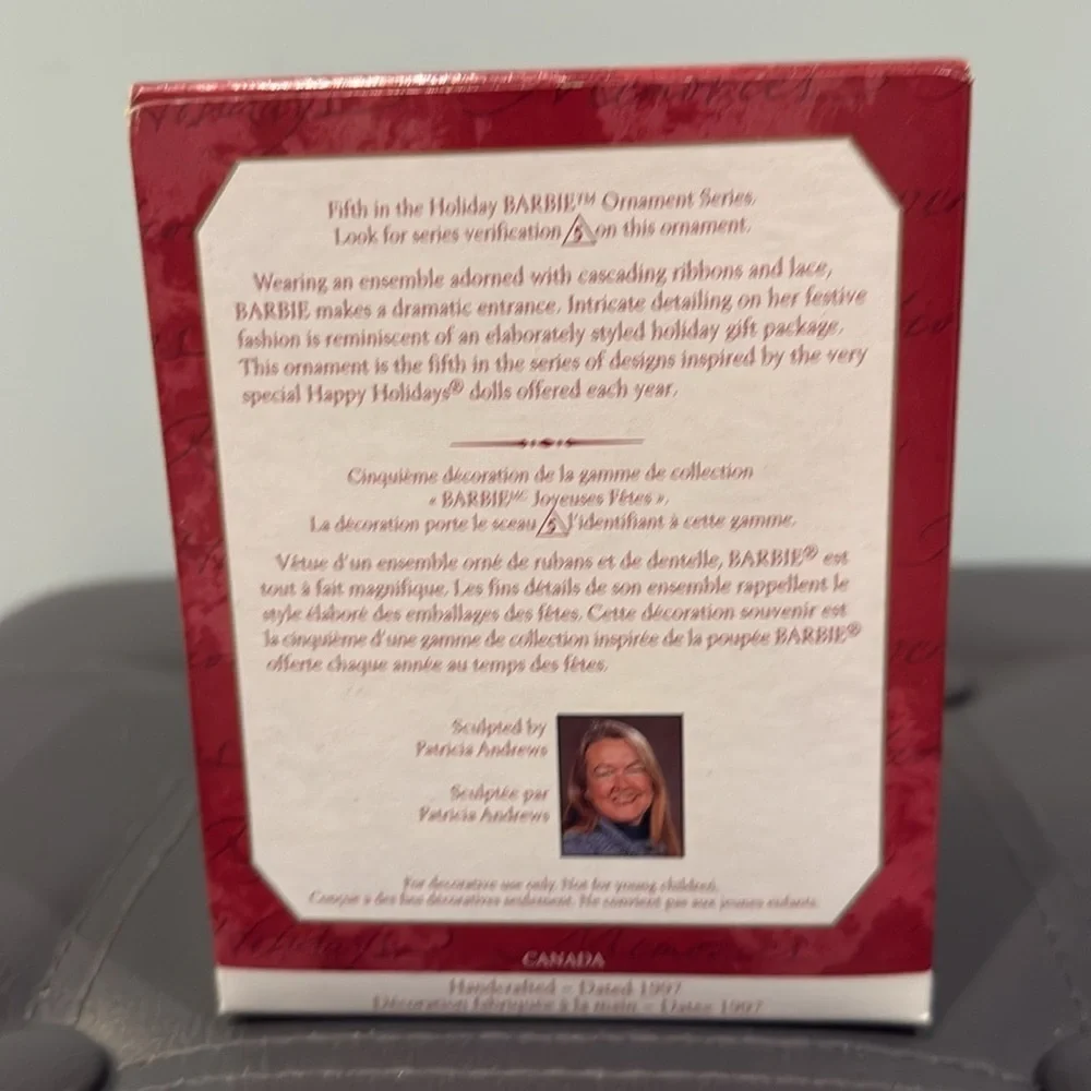 * Vintage* Hallamark| Barbie Keepsake Collector Series Ornament- 1997 - Picture 6 of 9